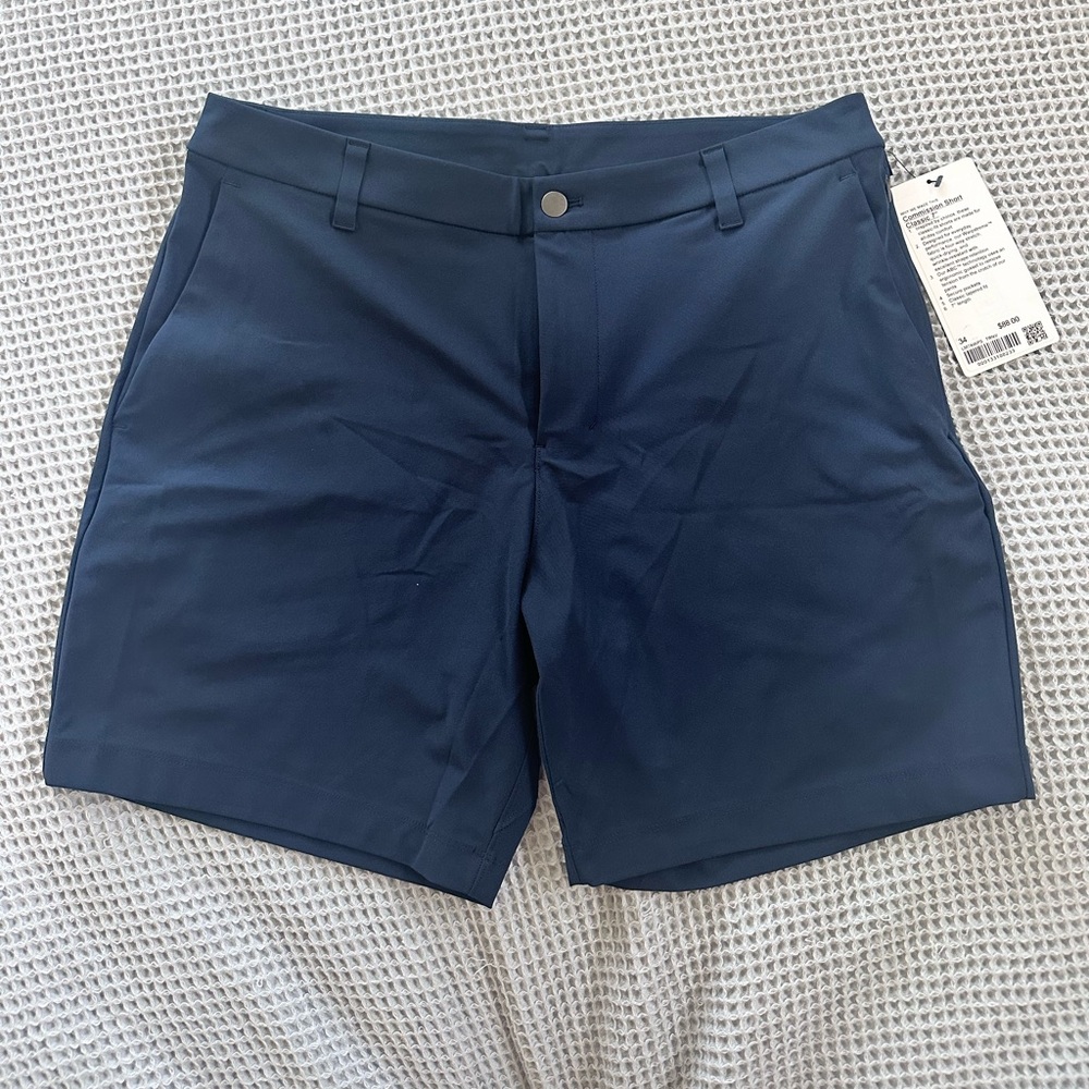 Commission short classic lululemon size 34 7” NWT
